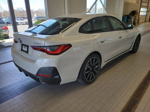 Used 2023 BMW 430i Gran Coupe xDrive w/ M Sport Package AWD/4WD image 5