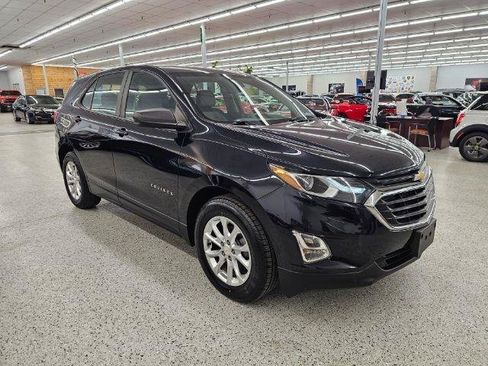 Used 2020 Chevrolet Equinox LS FWD image 4
