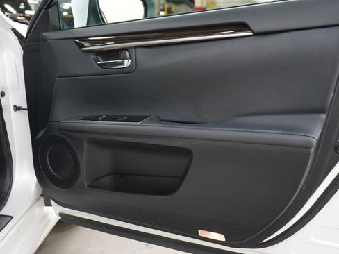Used 2018 Lexus ES 350 w/ Premier Package FWD image 9
