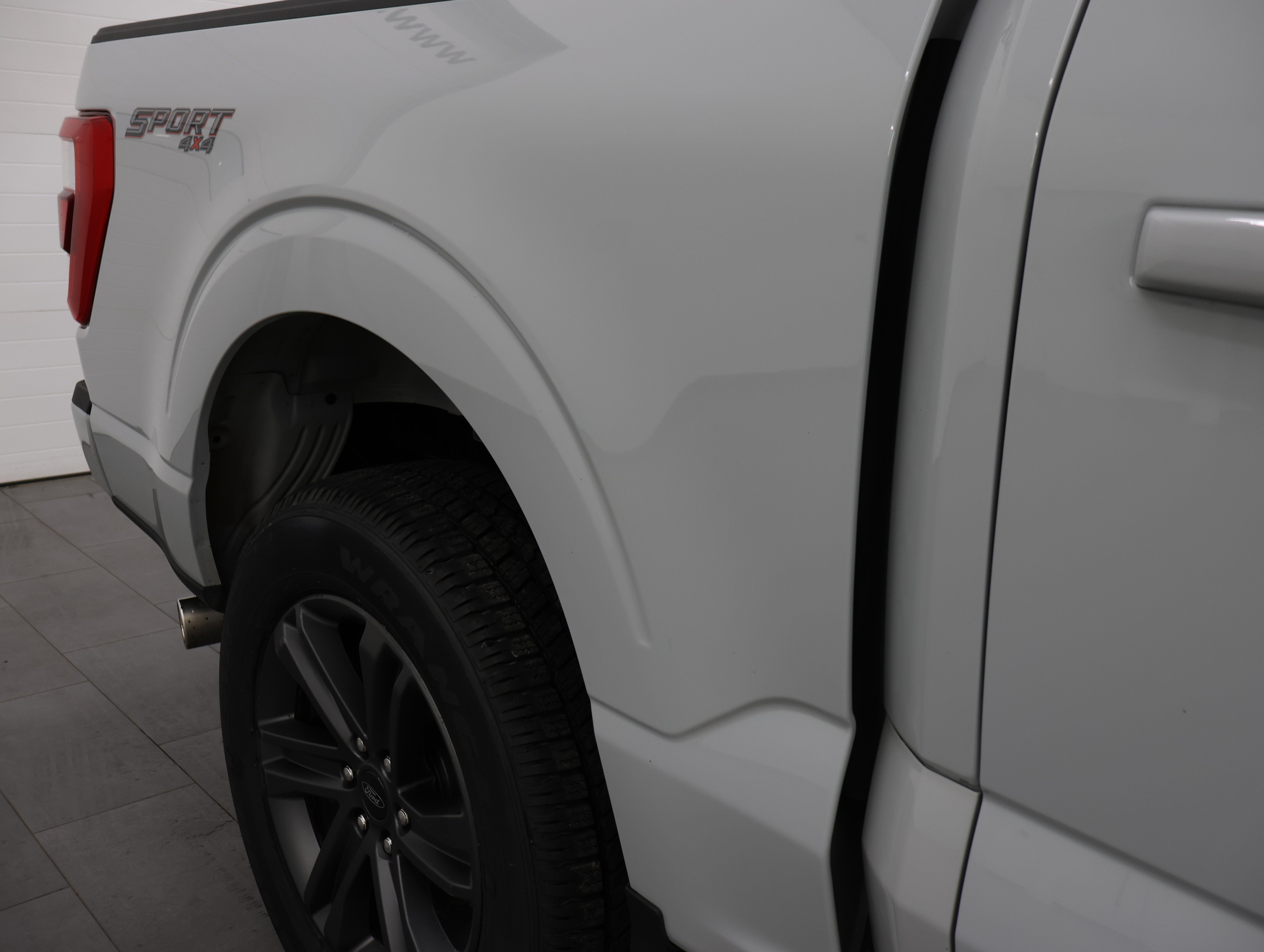 Used 2023 Ford F150 Lariat w/ Equipment Group 502A High AWD/4WD image 33
