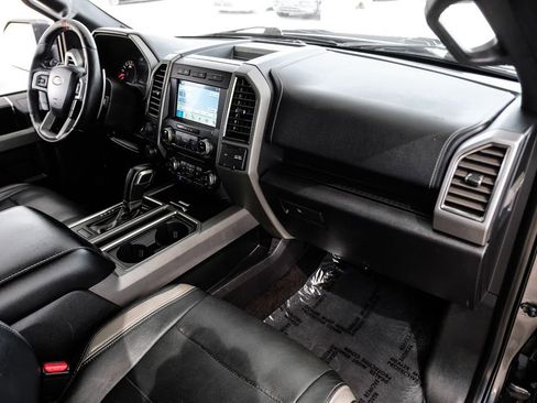 Used 2017 Ford F150 Raptor w/ Equipment Group 802A Luxury image 10