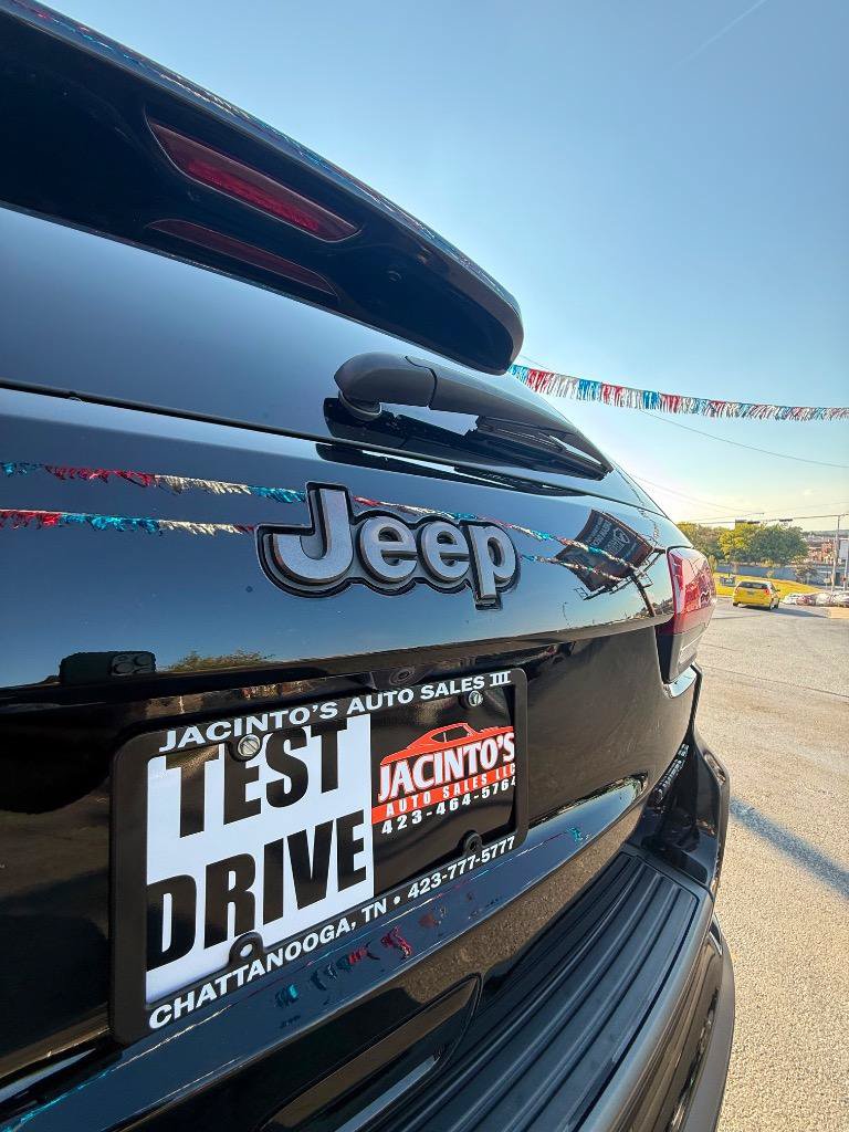 Used 2019 Jeep Grand Cherokee Limited X RWD image 8