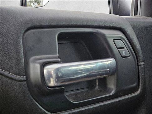 Used 2022 Chevrolet Silverado 1500 RST AWD/4WD image 12
