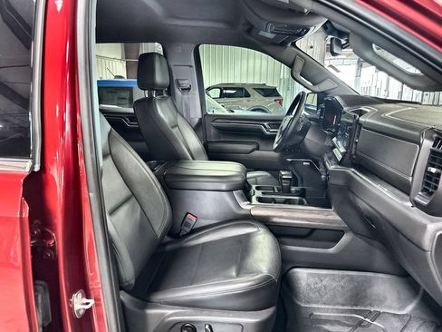 Used 2024 Chevrolet Silverado 1500 LTZ AWD/4WD image 29