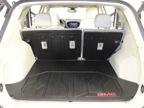 Used 2023 GMC Terrain Denali w/ Denali Premium Package image 21