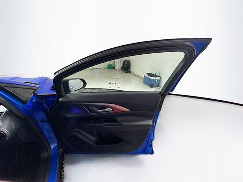 Used 2024 Chevrolet Equinox EV RS image 31