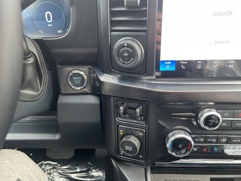 New 2026 Ford F250 Lariat w/ Lariat Ultimate Package image 34