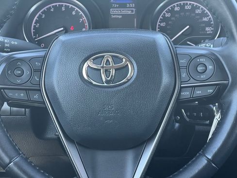 Used 2024 Toyota Camry SE FWD image 5