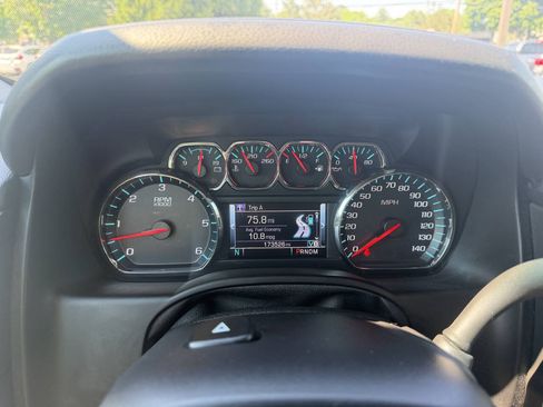 Used 2016 Chevrolet Suburban LT AWD/4WD image 12