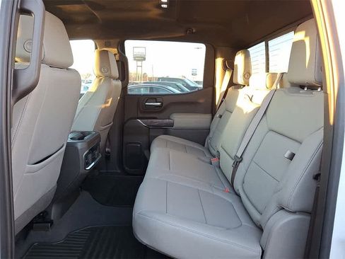 Used 2021 Chevrolet Silverado 1500 LTZ w/ Z71 Off-Road Package image 10