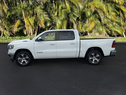 Used 2023 RAM 1500 Laramie AWD/4WD image 9