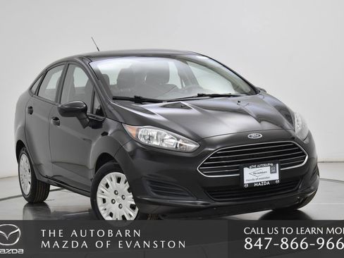 Used 2015 Ford Fiesta S image 1