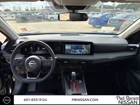 New 2025 Nissan Kicks SR image 20