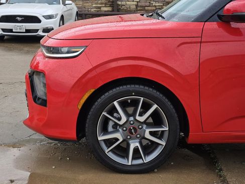 Certified 2022 Kia Soul Turbo FWD image 6