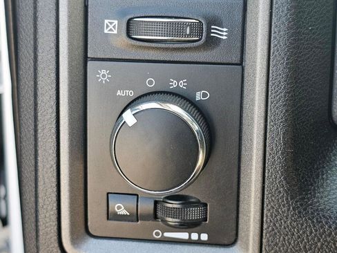 Used 2018 RAM 1500 Tradesman w/ Popular Equipment Group AWD/4WD image 28