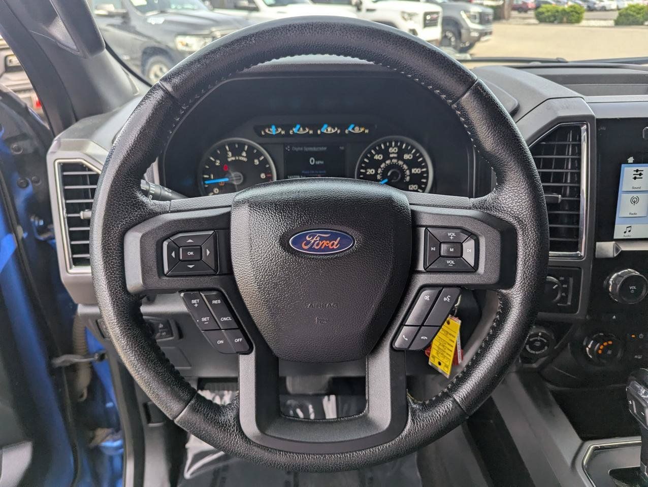 Used 2016 Ford F150 XLT w/ Equipment Group 302A Luxury AWD/4WD image 15
