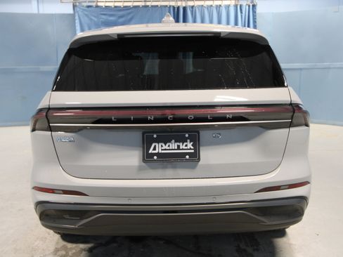 New 2026 Lincoln Nautilus Premier w/ Jet Appearance Package image 34