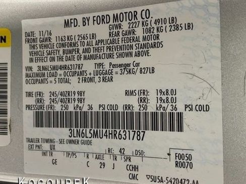 Used 2017 Lincoln MKZ Reserve FWD image 27