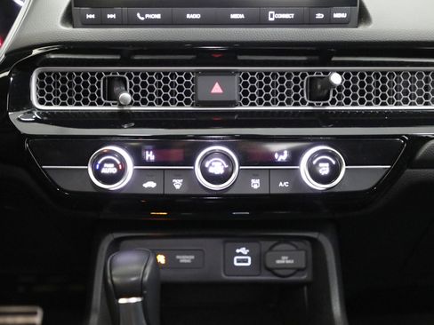 Used 2022 Honda Civic Sport image 7