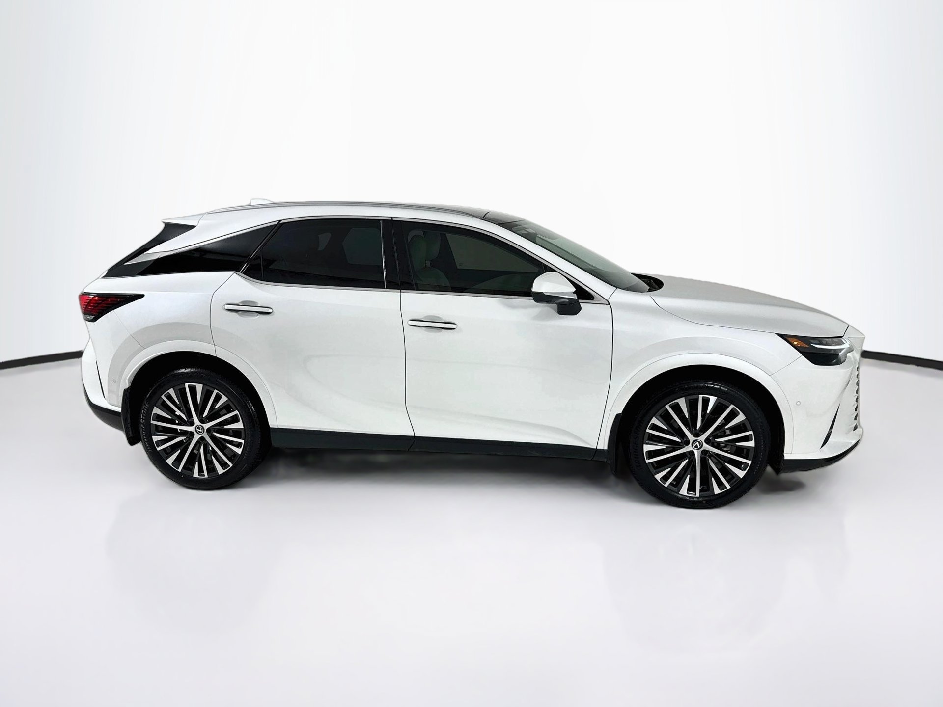 Used 2023 Lexus RX 350 Premium Plus w/ Accessory Package (K3) FWD image 9