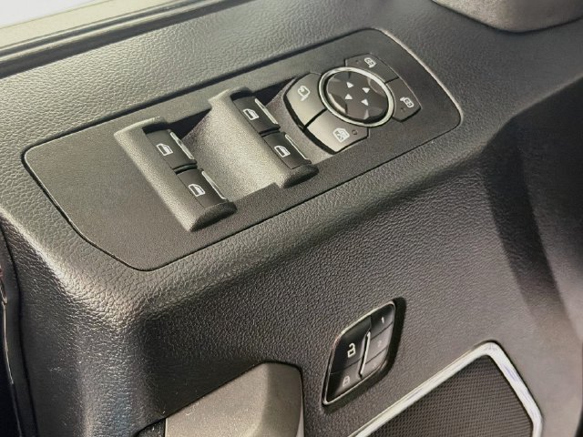 Used 2018 Ford F150 Platinum w/ Technology Package AWD/4WD image 18
