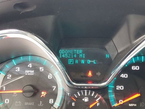 Used 2015 Chevrolet Traverse LT w/ Style and Technology Package image 11