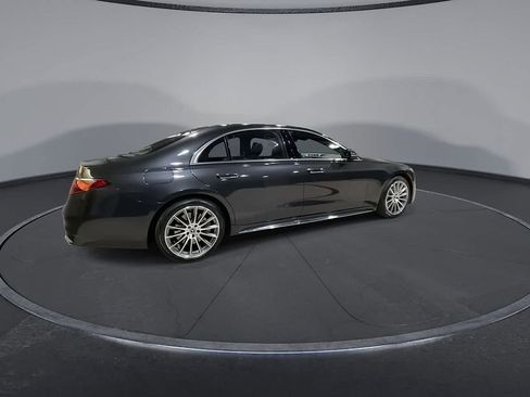 Used 2022 Mercedes-Benz S 500 4MATIC image 12