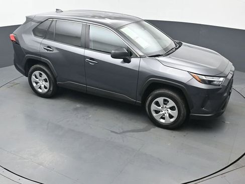 Certified 2023 Toyota RAV4 LE FWD image 41