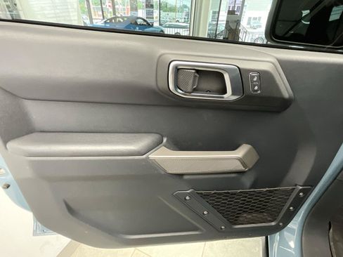Used 2021 Ford Bronco First Edition AWD/4WD image 28