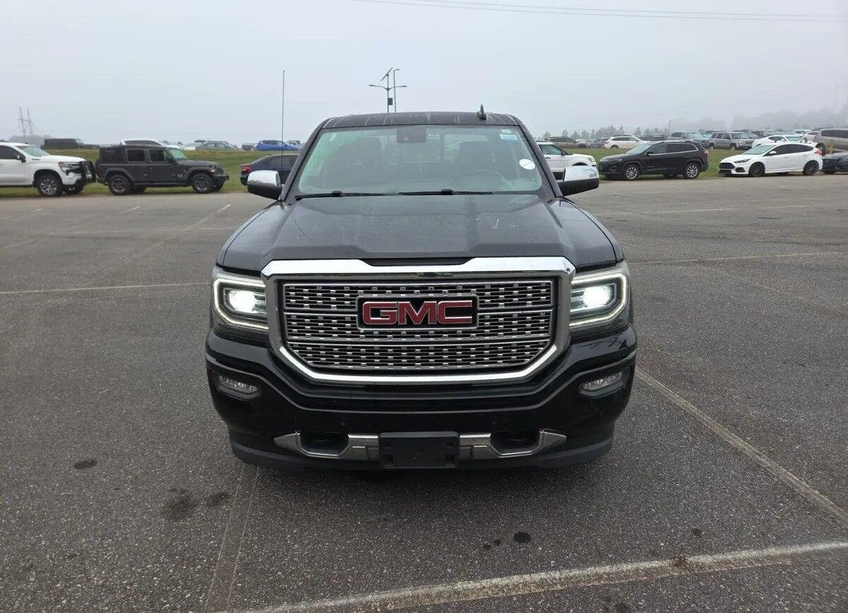 Used 2017 GMC Sierra 1500 Denali AWD/4WD image 4