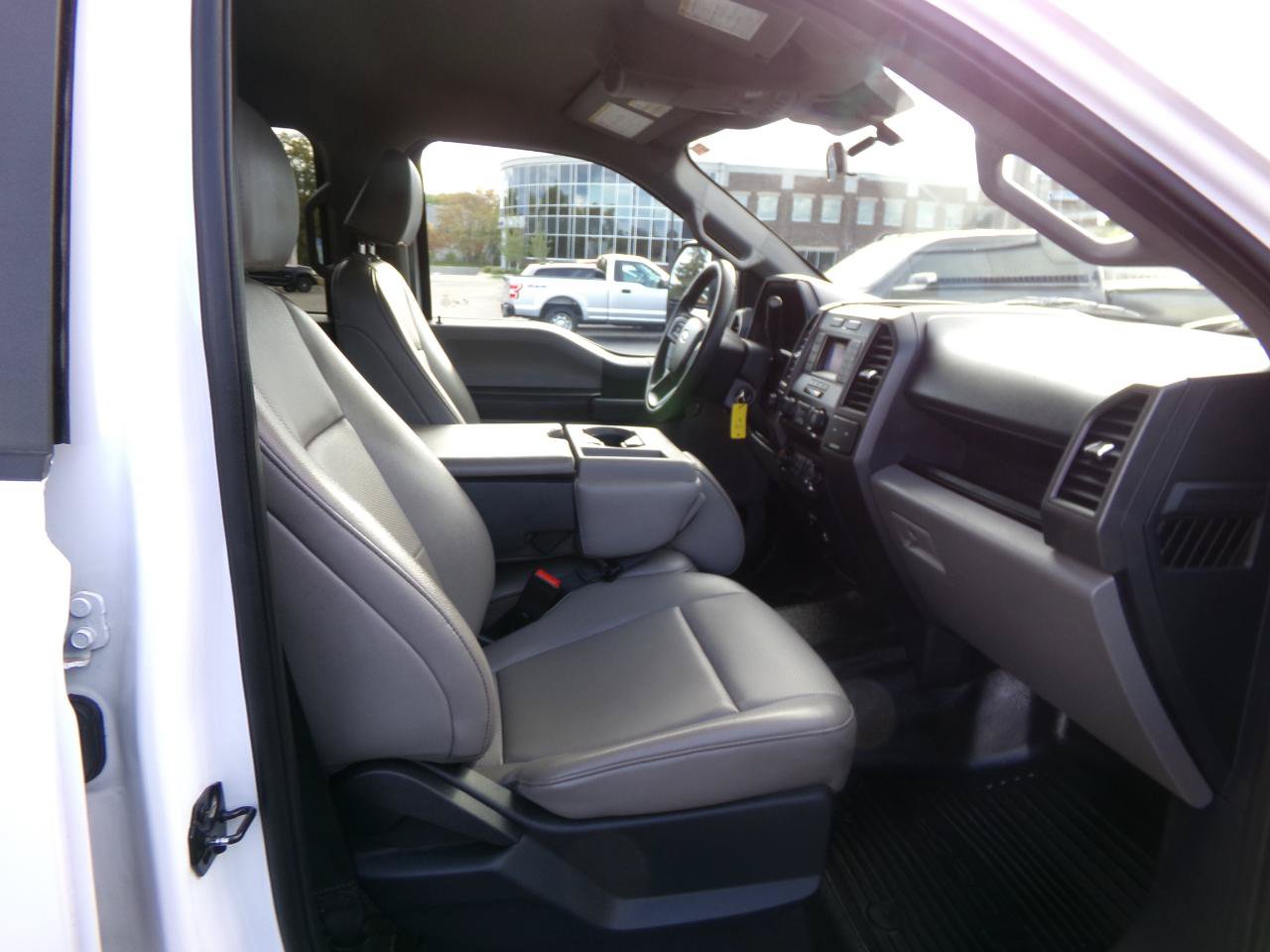 Used 2022 Ford F250 XL w/ Power Equipment Group AWD/4WD image 38