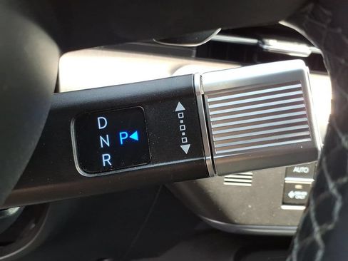 Used 2024 Hyundai Kona SEL FWD image 26