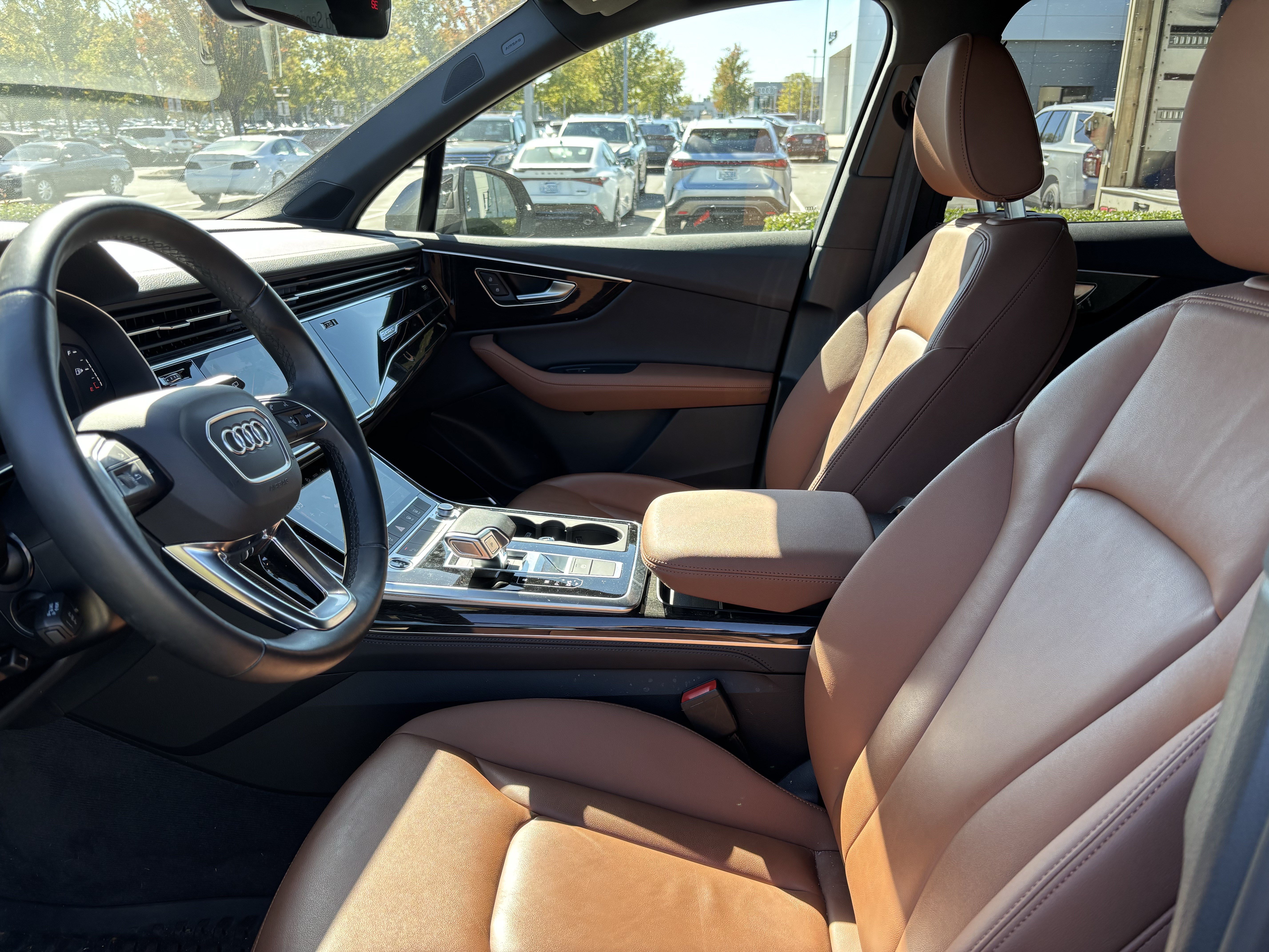 Used 2023 Audi Q7 2.0T Premium Plus w/ Premium Plus Package AWD/4WD image 16
