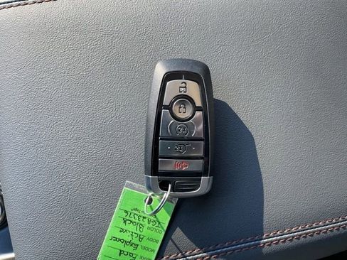 New 2026 Ford Explorer Active w/ Active Comfort Package image 23