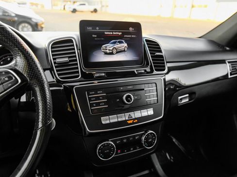 Used 2018 Mercedes-Benz GLE 350 image 28