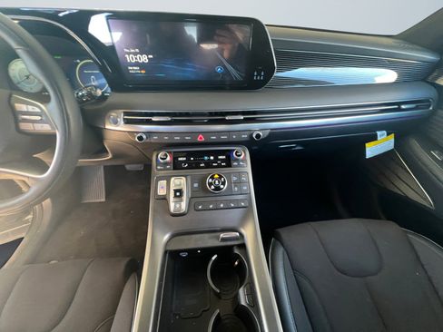 Certified 2025 Hyundai Palisade Calligraphy image 13