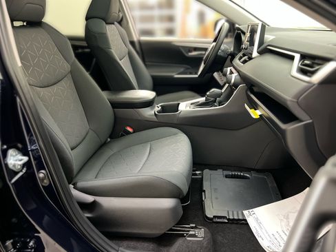 New 2025 Toyota RAV4 XLE image 20