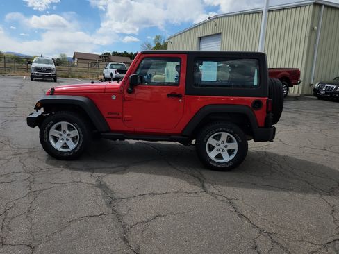 Used 2015 Jeep Wrangler Sport w/ Quick Order Package 24S AWD/4WD image 7