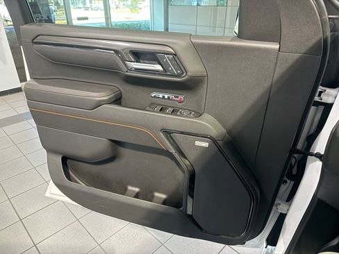 Certified 2025 GMC Sierra 1500 AT4 w/ AT4 Premium Package image 29