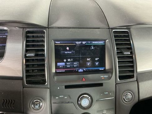 Used 2013 Ford Taurus SEL FWD image 10