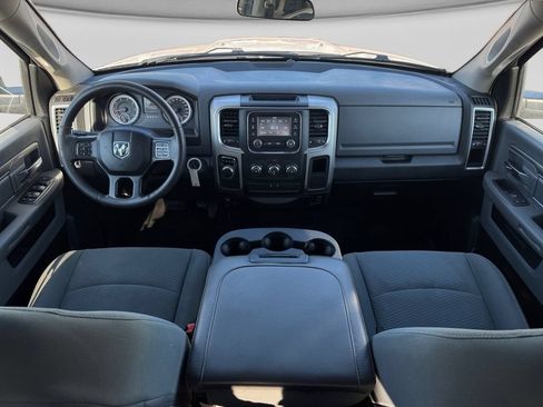 Used 2020 RAM 1500 Classic SLT RWD image 8
