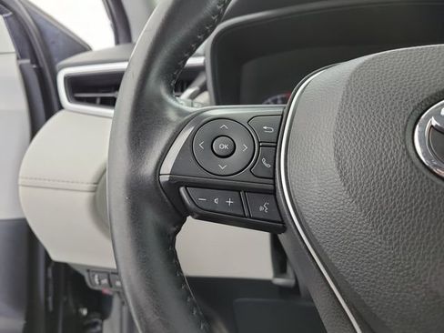 Used 2022 Toyota Corolla Cross LE FWD image 23