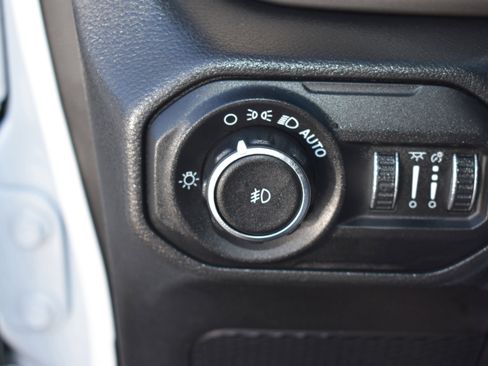 Used 2021 Jeep Wrangler Unlimited Sport AWD/4WD image 15