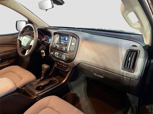 Used 2017 Chevrolet Colorado W/T image 13