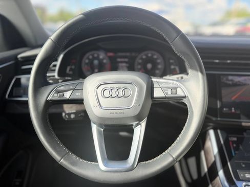 Used 2023 Audi Q8 Premium w/ Convenience Package AWD/4WD image 15