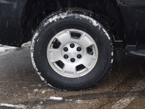 Used 2017 Chevrolet Tahoe 4WD image 25