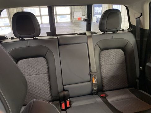 Used 2022 Chevrolet Colorado Z71 w/ Safety Package image 23