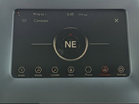 Used 2020 Jeep Cherokee Latitude image 23