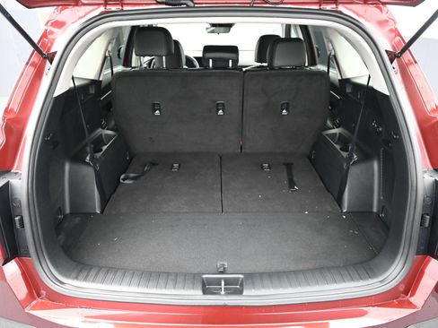 Used 2025 Kia Sorento S image 27