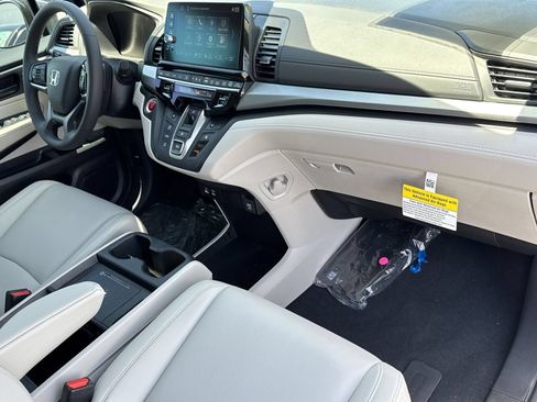 New 2026 Honda Odyssey EX-L image 7
